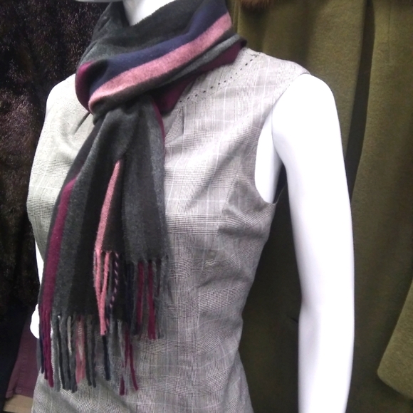 Vincenzo Boretti Cashmere Scarf - Picture 4 of 4